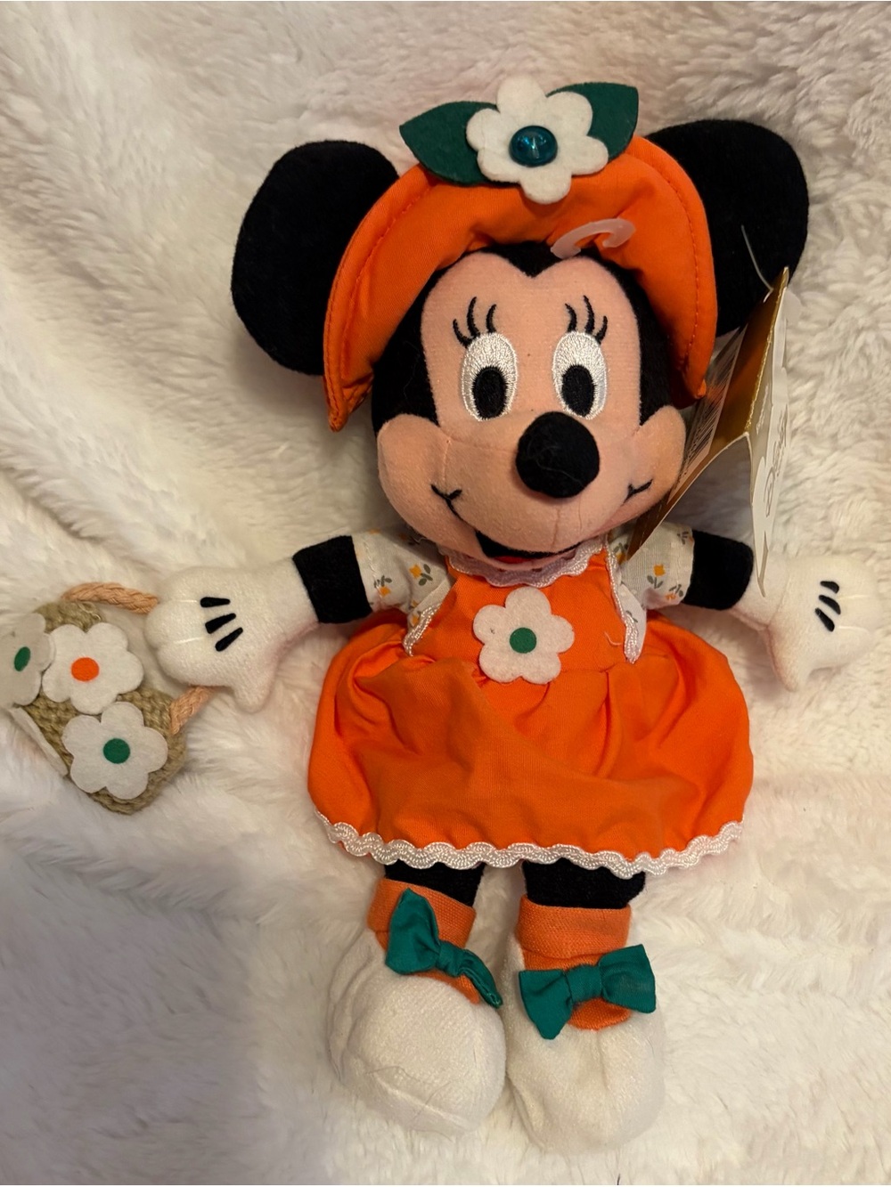 Disney Minnie Mouse May Birthstone 9” Plush NWT